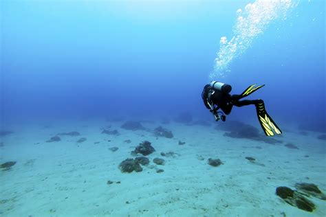 Scuba Diving in Boracay - A Guide to Boracay Diving - Go Guides