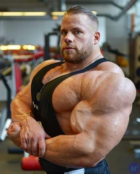 Pin by Massive Musclemen on Massive Musclemen | Gym guys, Muscle men