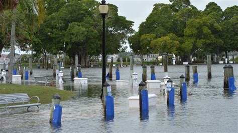 Traffic cameras show Hurricane Helene's storm surge impacting bridges