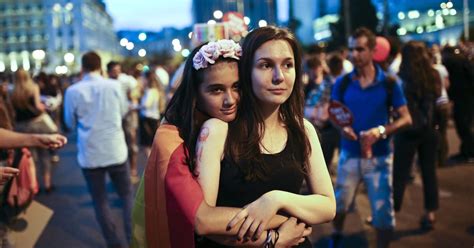 Greece Legalizes Same Sex Civil Partnerships Politico