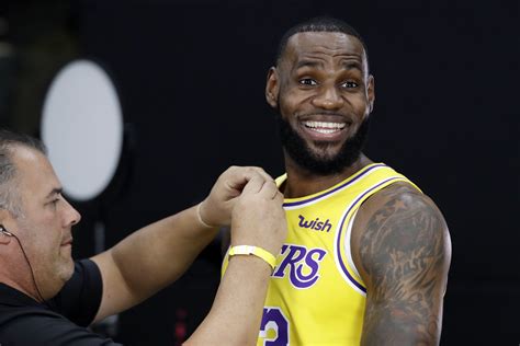 Lebron James Emocionado Con La Selecci N De Los Lakers En El Draft El