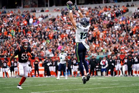 Watch Former Ucla Wide Receiver S Jaw Dropping Touchdown Catch Sports