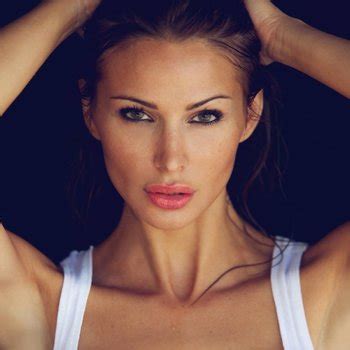 Tina Casciani Babe Page Watch This Actress On FreeOnes