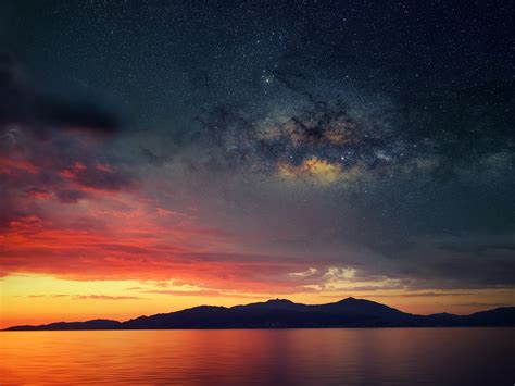 Bold iPad Pro wallpapers