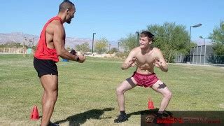 承担我的负担 Pornhub Gay