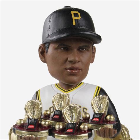 Roberto Clemente Pittsburgh Pirates 12x Gold Glove Award Bobblehead Foco