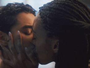 MERCEDES MORRIS Nude AZNude