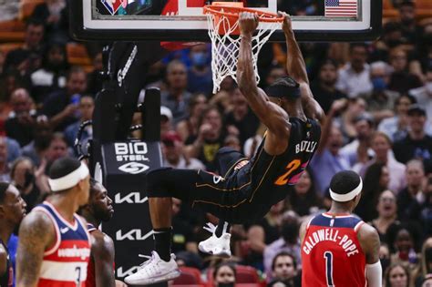 Nba Jimmy Butler Guides Heat To Easy Win Over Wizards Abs Cbn News