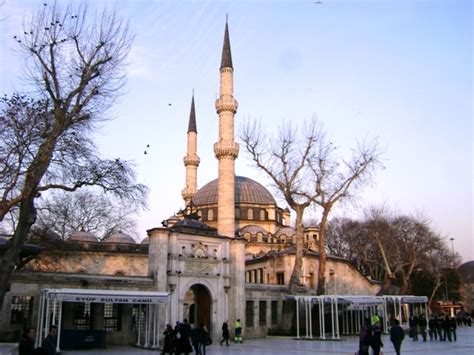 Ey P Sultan Camii Nerede Nas L Gidilir Gezilecek Yerler