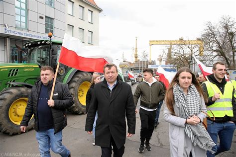 Poseł PSL Roszadami na stanowisku ministra PiS problemu wsi nie