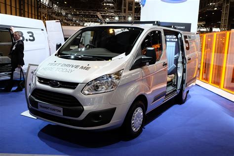 Ford Transit Custom - CommercialVehicle.com