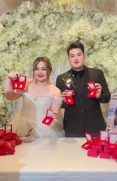 Viral Newlywed Couples 24 Karat Gold Wedding Souvenirs Pep Ph