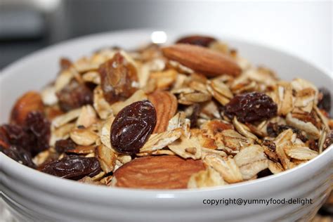 Yummy Food Delight.....!!!: Easy homemade Granola with dry fruits