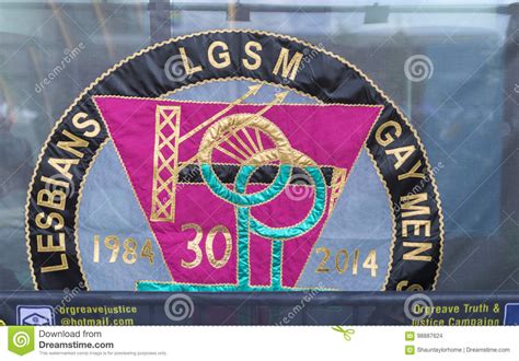 La Lesbica Ed I Gay Del Gruppo Di Campagna Sostengono I Minatori Immagine Stock Editoriale