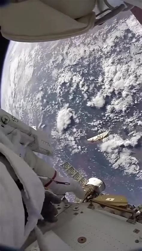 The view of Earth from 250 miles above - One News Page VIDEO