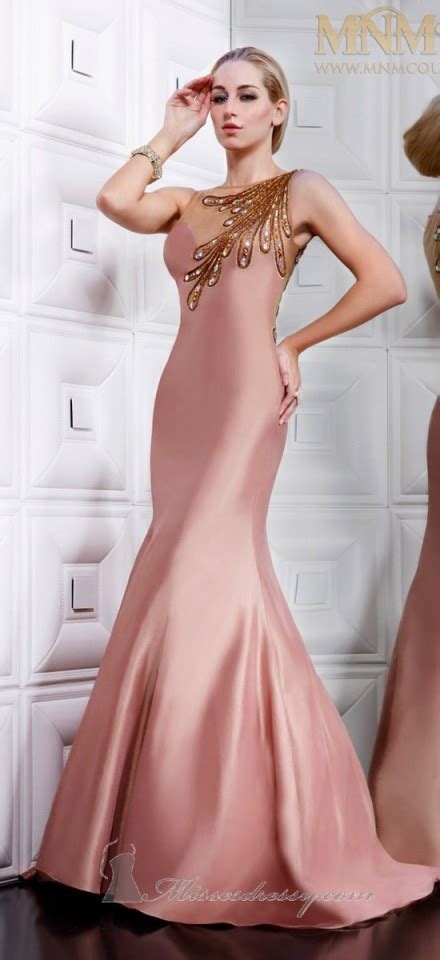 30 Gorgeous Evening Dresses For A Special Occasion