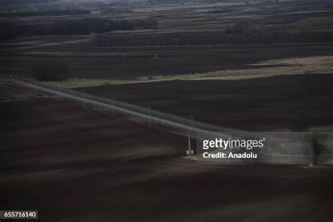 2,305 Hungary Border Fence Stock Photos, High-Res Pictures, and Images ...