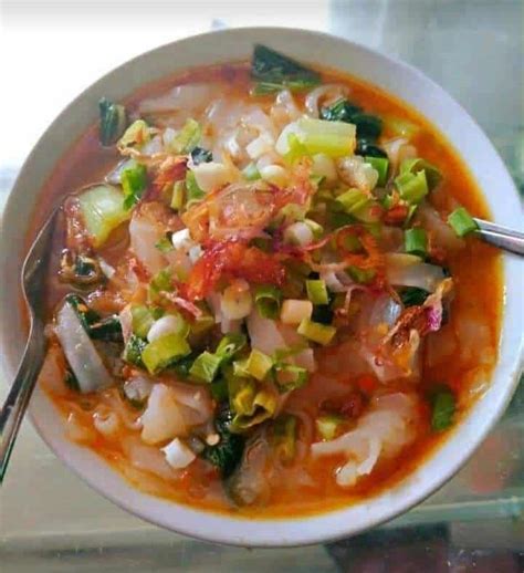 seblak duo rasa khas bandung  miliki beragam varian  tingkat
