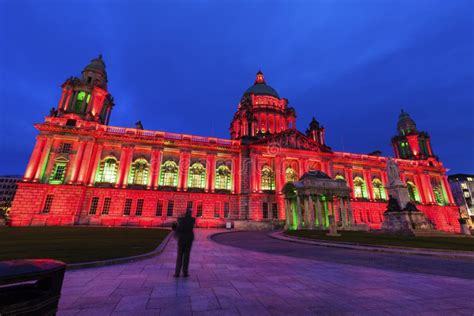 Ayuntamiento Belfast En La Tarde Imagen De Archivo Imagen De Calle