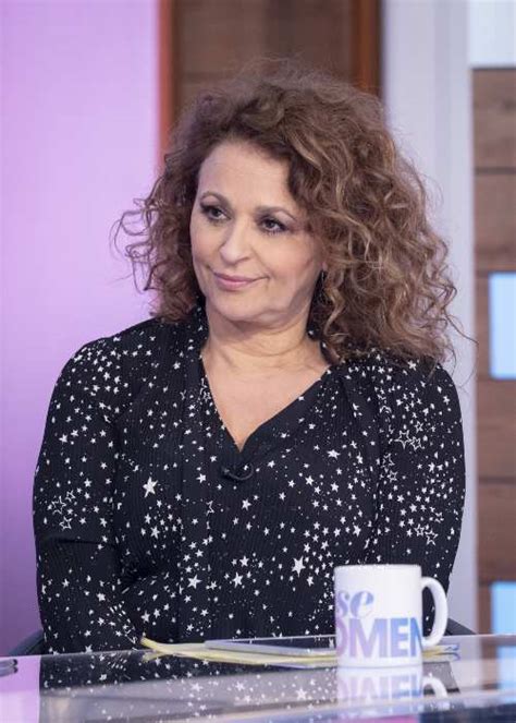 Nadia Sawalha Strips Down To Share Empowering Body Positive Post Extra Ie