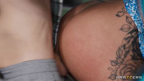 KATTY SOAREZ Porn Pic