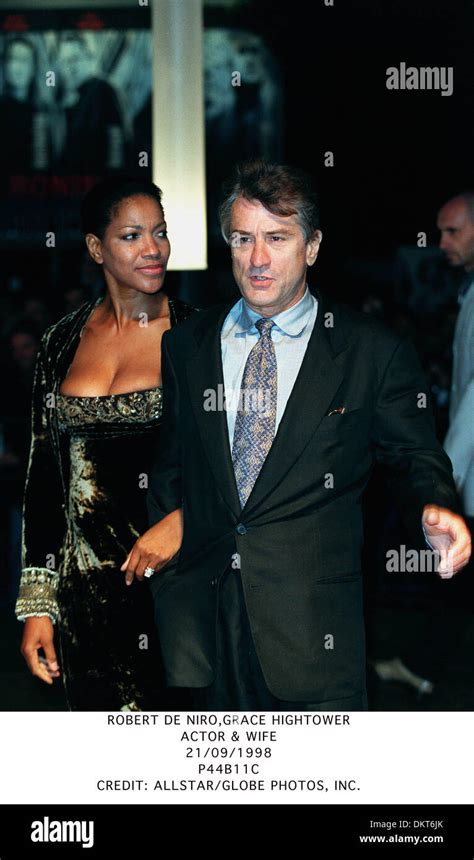 Robert de niro grace hightower 1998 hi-res stock photography and images - Alamy