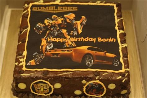 Sweet Cravings: Transformers Edible Image Cake