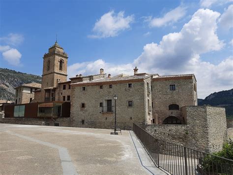 Urbanización del Mirador de Ligüerre de Cinca Huesca 2010 Lorente