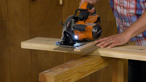 Shop-Made Circular Saw Crosscut Jig | Woodsmith