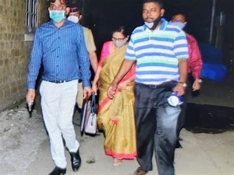 Sanjay Raut Ed Summons Sena Sanjay Raut Wife Varsha Raut Over