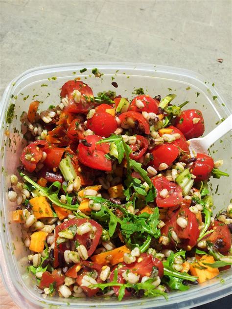 La Fantasia In Cucina Insalata Do Orzo Riso E Farro Al Pesto Di Rucola