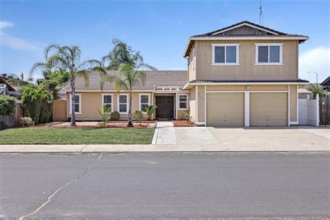 With Swimming Pool - Homes for Sale in Manteca, CA | realtor.com®