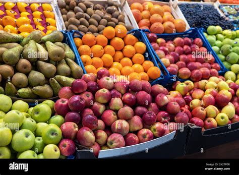 fruits  sale  res stock photography  images alamy