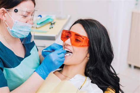 Cinco Consejos Para Realizar Un Blanqueamiento Dental Con Xito