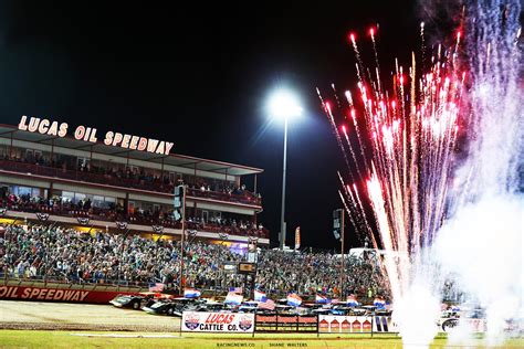 Free admission at Lucas Oil Speedway - Racing News