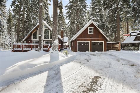 Welch Vacation Cabin | Agate Bay Realty