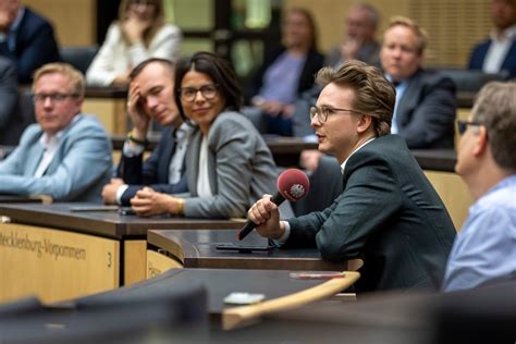 Bundesrat On Twitter Besuch Aus Dem Bundestag Bundesratspr Sident