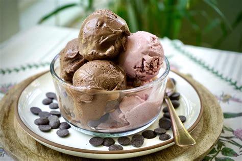 Two Vegan H Agen Dazs Style Ice Creams The Whole Food Plant Based