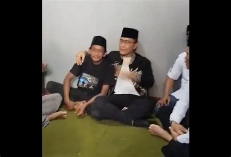 Gus Miftah Temui Penjual Es Teh Kelimpungan Usai Ditegur Mayor Teddy