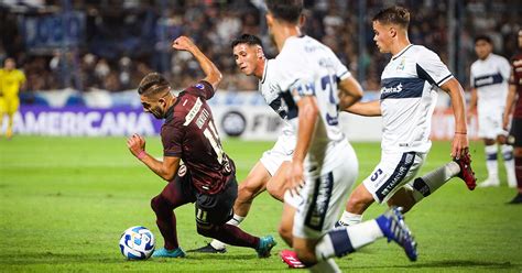 A qué hora juega Universitario vs Gimnasia HOY qué canal transmite EN