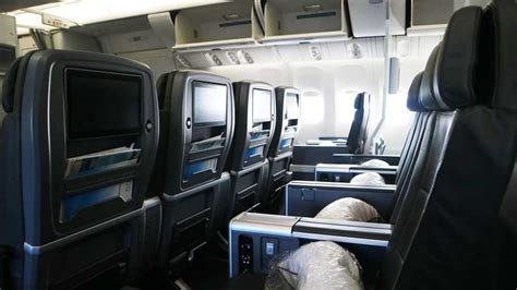 Flight Review American Airlines B Er Premium Economy Business