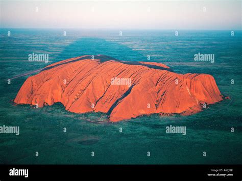 Uluru Aerial Stock Photos & Uluru Aerial Stock Images - Alamy