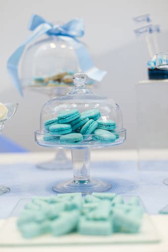 Photo Libre De Droit De Turquoise Treats At The Party Banque Dimages