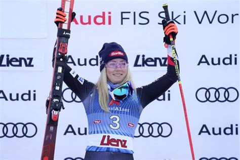 Watch Cbs Evening News Mikaela Shiffrin Sets World Cup Off