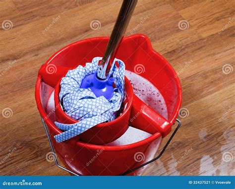 Mop In Red Bucket With Water Stock Image Image Of Fluid Flat 32437521