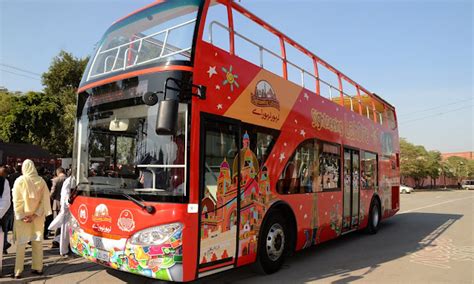 Uetian Blogger A Travel Through History With Lahore Sightseeing Bus