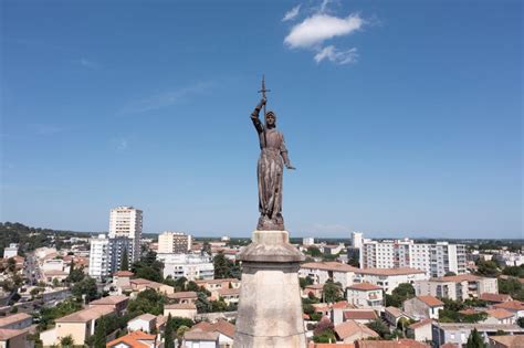 Statue De Sainte Jeanne D Arc Inventaire G N Ral Du Patrimoine Culturel