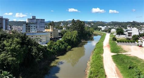 Prefeitura De Brusque Inicia Obras Do Canal Extravasor Na Avenida Beira Rio