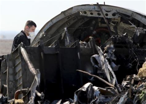 Investigators of Russian plane crash are ’90 % sure’ its was a bomb ...