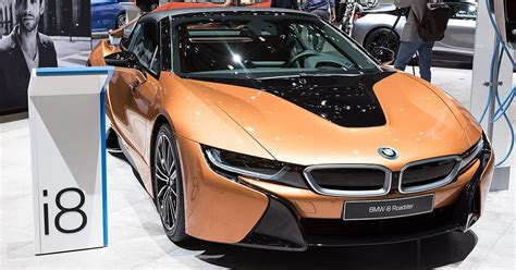 Here's What We Love About The BMW i8 Roadster's Plug-in Hybrid System